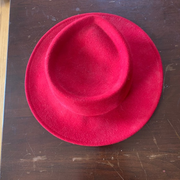 Hat - Picture 3 of 4